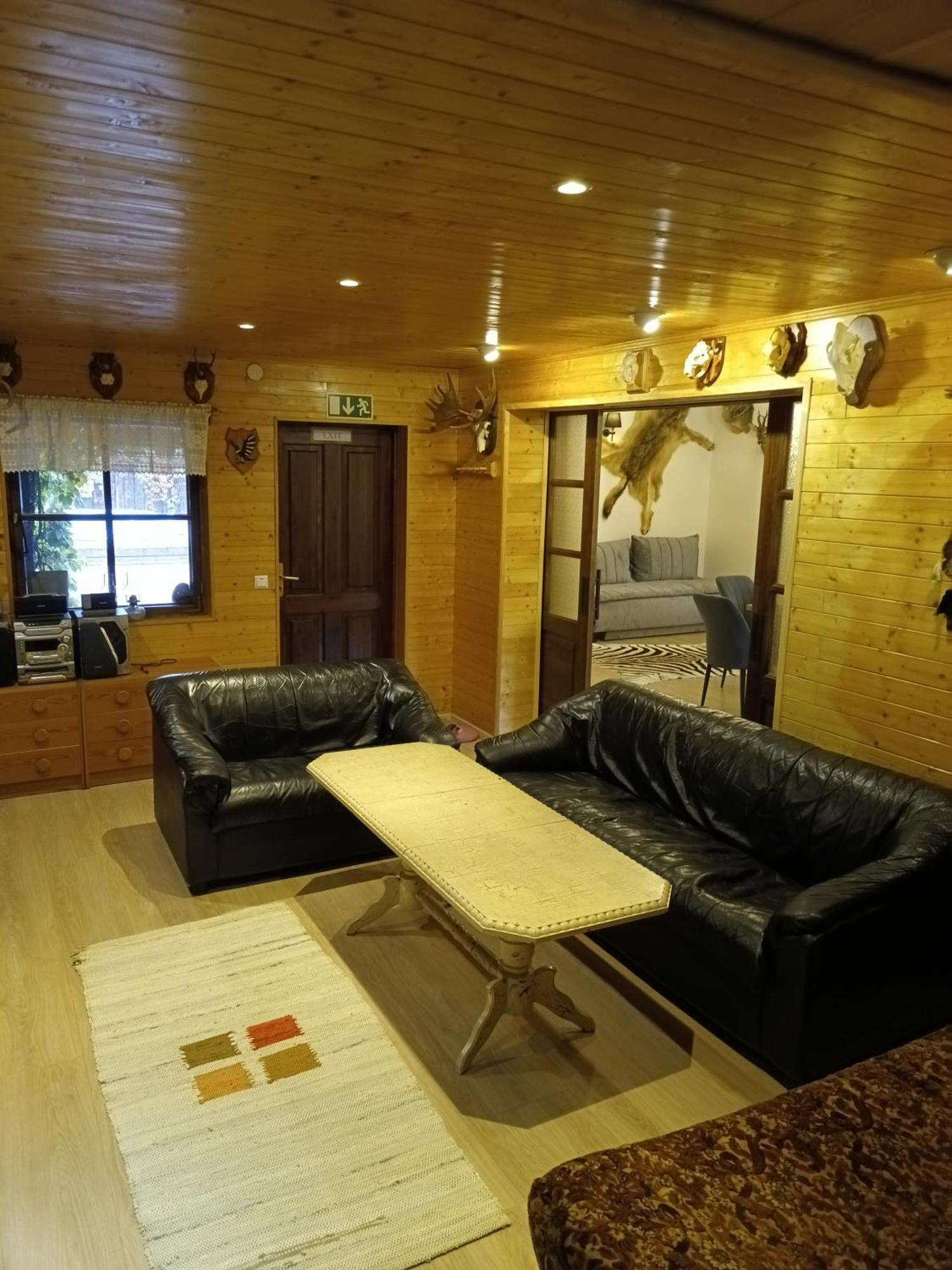 Paepealse Guesthouse Kullamaa Eksteriør billede